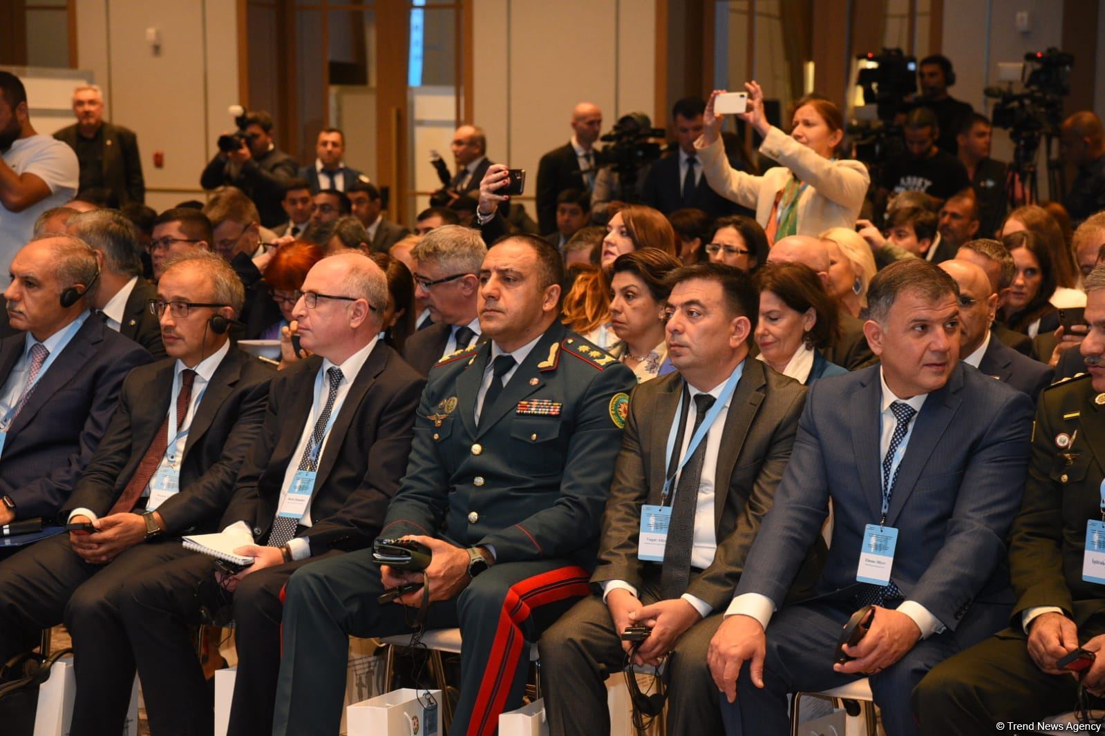Bakıda itkin düşmüş şəxslərlə bağlı beynəlxalq tədbir keçirilir (FOTO) (YENİLƏNİB)