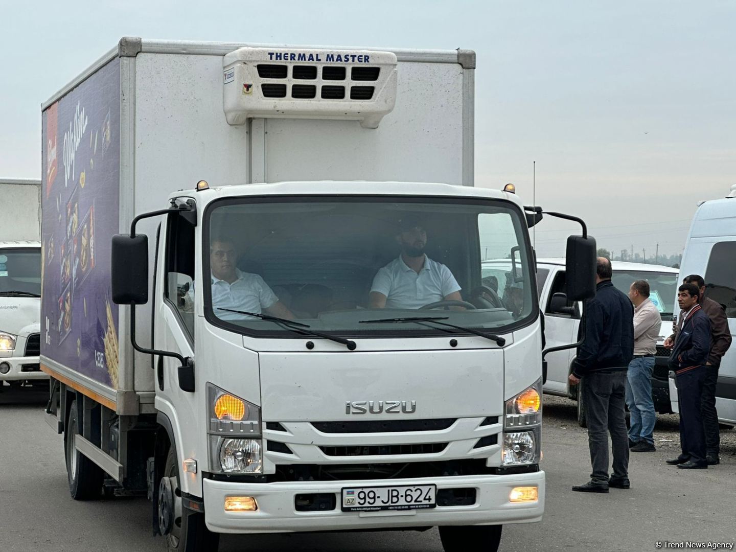 Bakıdan Qarabağ erməniləri üçün humatinar yardım yola salınıb (FOTO/VİDEO)