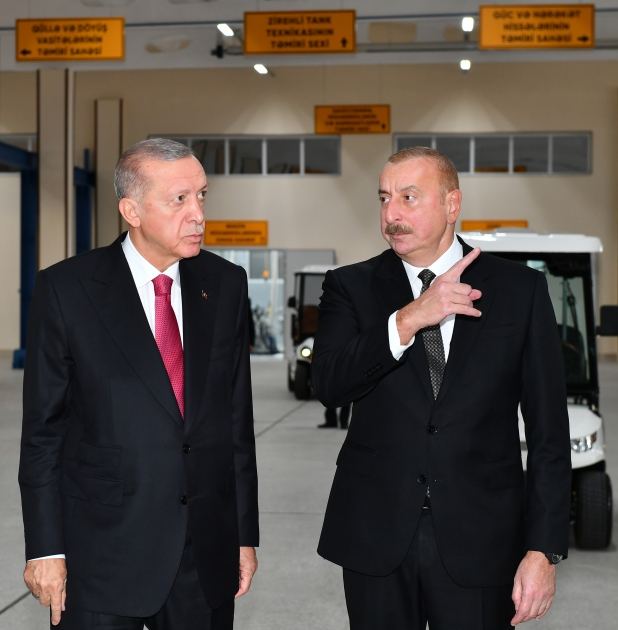 Azərbaycan və Türkiyə prezidentləri Naxçıvan Bərpa-istehsalat hərbi kompleksinin açılışında iştirak ediblər (YENİLƏNİB) (FOTO)