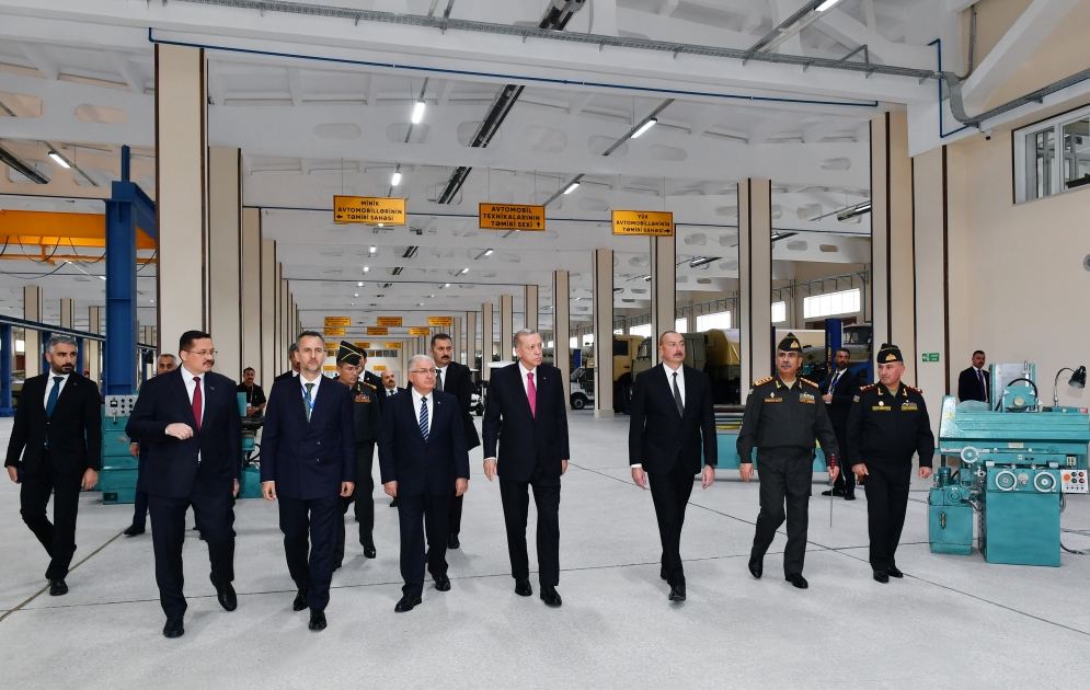 Azərbaycan və Türkiyə prezidentləri Naxçıvan Bərpa-istehsalat hərbi kompleksinin açılışında iştirak ediblər (YENİLƏNİB) (FOTO)