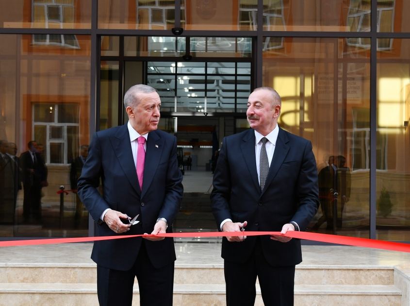 Azərbaycan və Türkiyə prezidentləri Naxçıvan Bərpa-istehsalat hərbi kompleksinin açılışında iştirak ediblər (YENİLƏNİB) (FOTO)