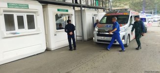Gorusdan Xankəndi istiqamətinə BQXK-nin müşayiəti ilə təcili yardım avtomobilləri keçib (FOTO)