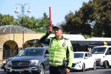 Vətən Müharibəsi şəhidlərinin xatirəsi bütün ölkə ərazisində bir dəqiqəlik sükutla yad edilib (FOTO/VİDEO)