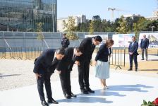 Dövlət və ictimaiyyət nümayəndələri Zəfər parkını ziyarət etməyə davam edir (FOTO)