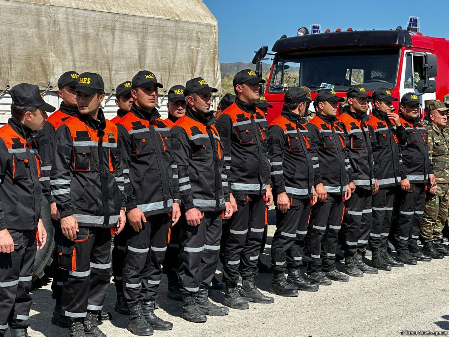 Ağdamda şəhidlərin xatirəsi bir dəqiqəlik sükutla yad edildi (FOTO/VİDEO)