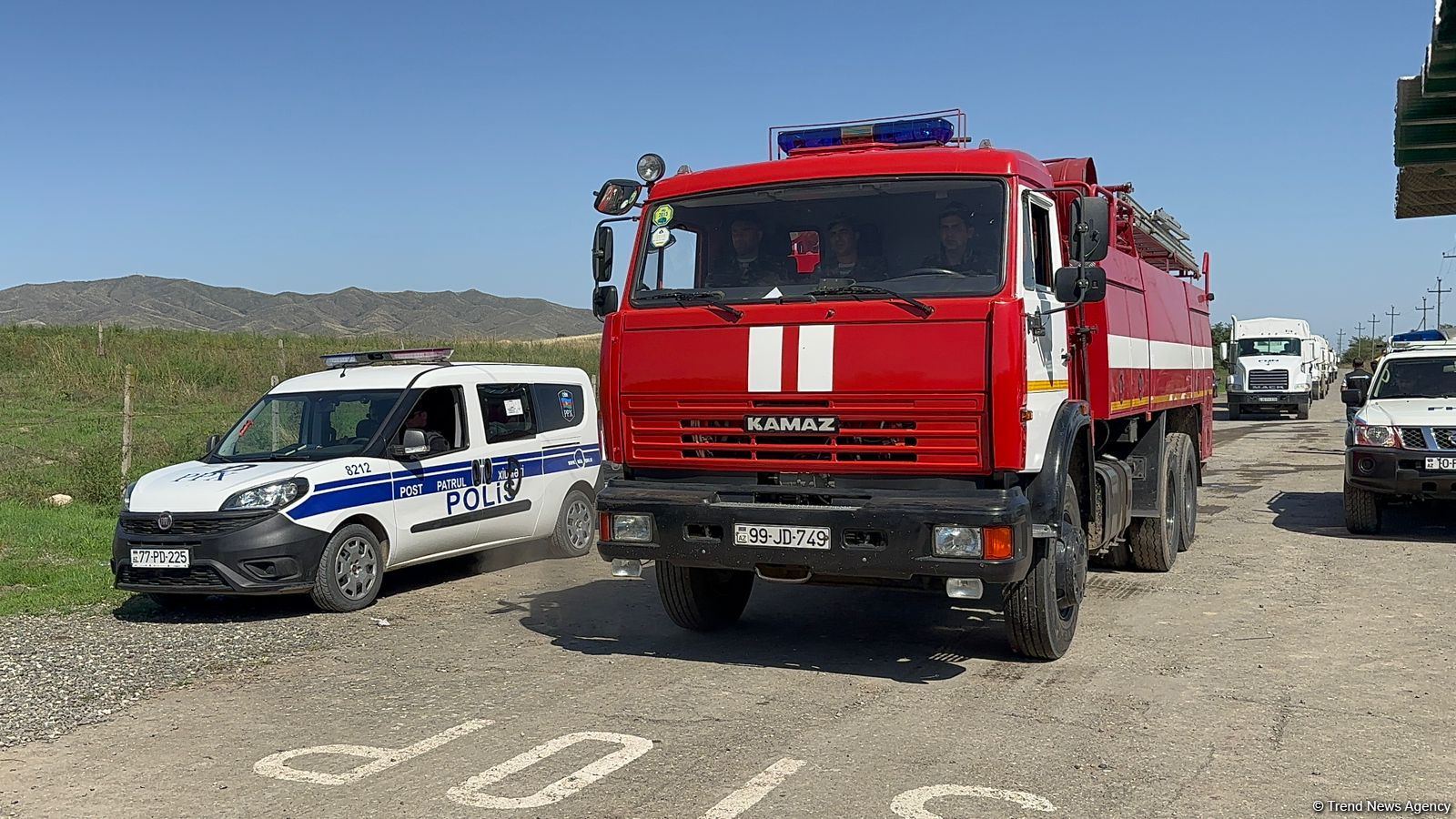 FHN-in 10 ədəd xüsusi təyinatlı nəqliyyat vasitəsi Xankəndiyə yola düşdü (FOTO/VİDEO)