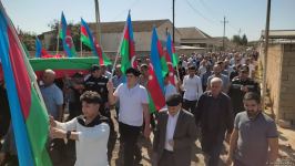 30 il əvvəl Füzulidə itkin düşən hərbçinin nəşi Salyanda dəfn edilib (FOTO/VİDEO)