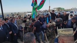 Otuz il əvvəl Füzulidə itkin düşən hərbçinin nəşi Salyana gətirilib - Dəfn edilib (FOTO/VİDEO)
