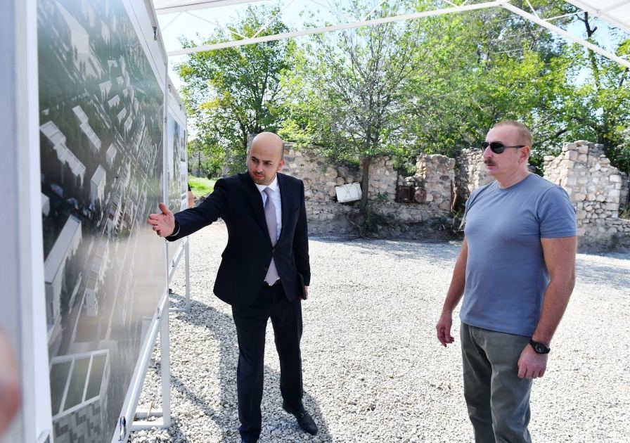 Prezident İlham Əliyev Zəngilan şəhərində 2-ci yaşayış kompleksinin təməlini qoyub (FOTO/VİDEO) (YENİLƏNİB)