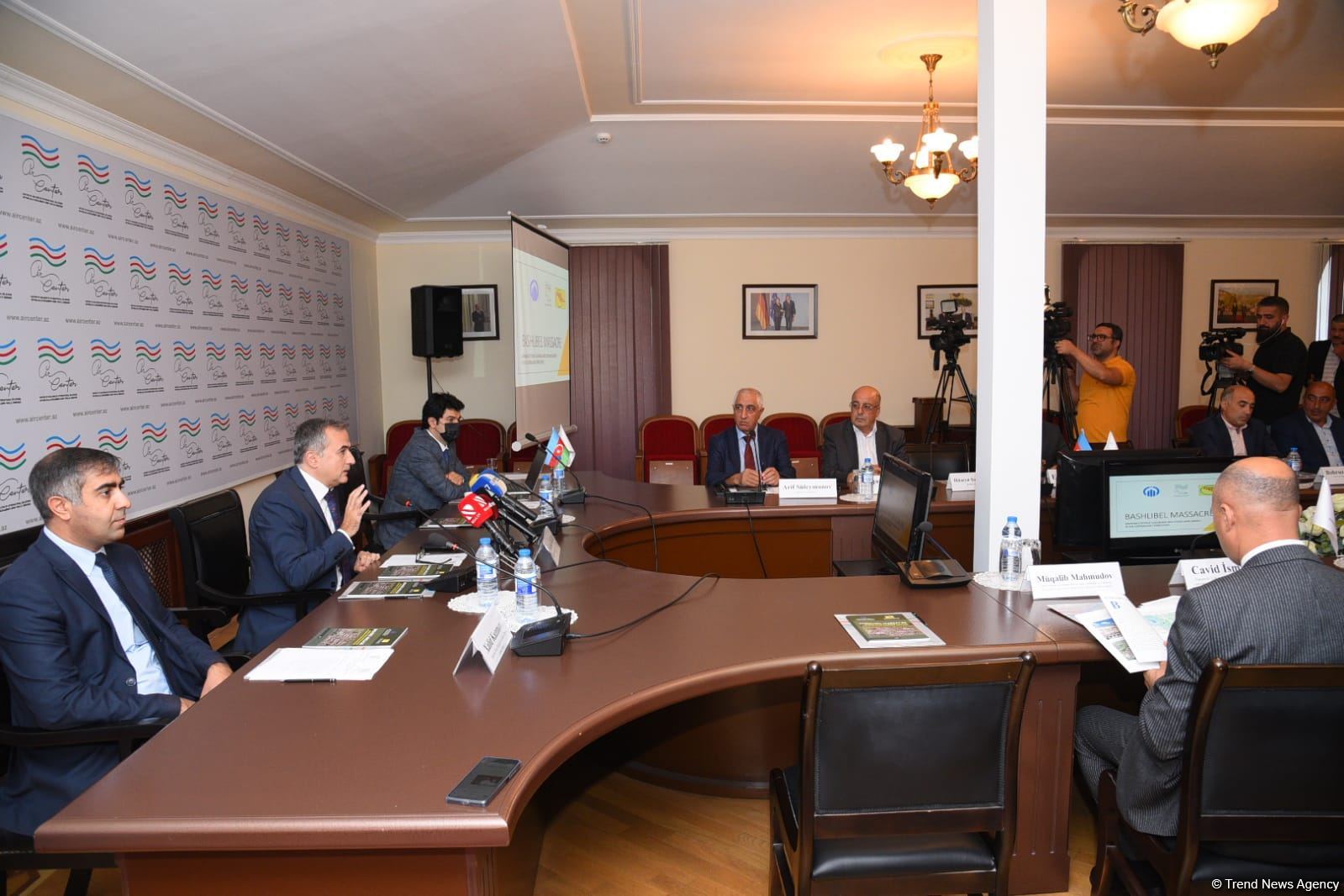 Başlıbel qətliamı ilə bağlı Azərbaycan və ingilis dillərində hesabat nəşr olunub (FOTO)