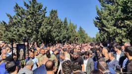 Qənirə Paşayeva dəfn edildi (FOTO/VİDEO) (YENİLƏNİB)