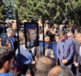 Qənirə Paşayeva dəfn edildi (FOTO/VİDEO) (YENİLƏNİB)