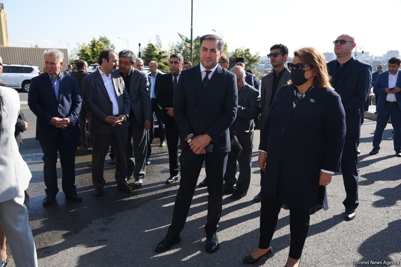 Qənirə Paşayeva ilə vida mərasimi başa çatıb (FOTO/VİDEO) (YENİLƏNİB)