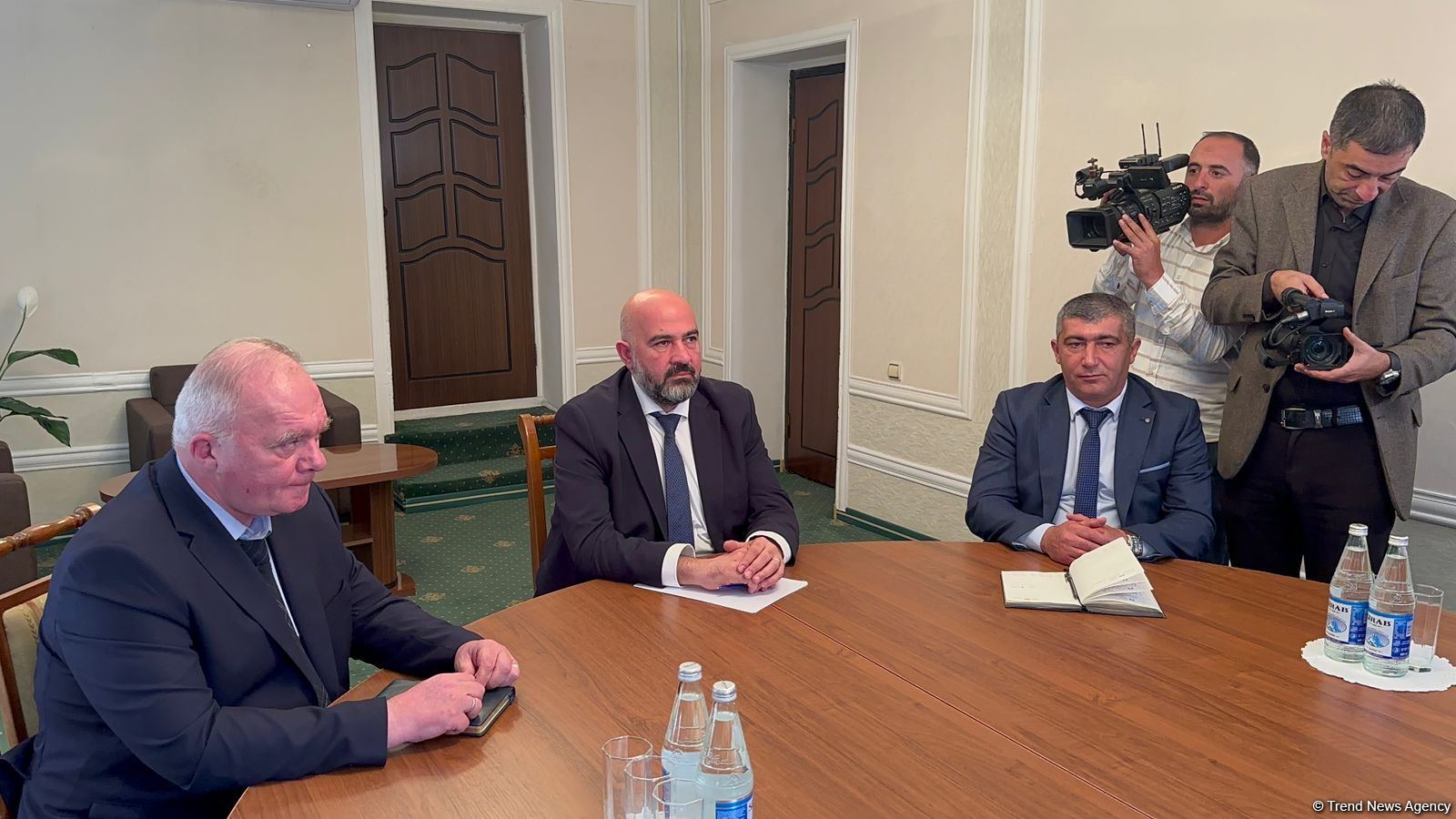 Yevlaxda Qarabağın erməni sakinlərinin nümayəndələri ilə görüş başa çatıb (YENİLƏNİB) (FOTO/VİDEO)