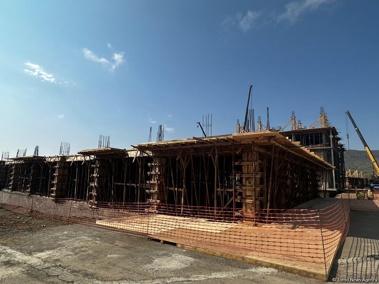 Cəbrayıl şəhərində 33 ümumi yaşayış binası tikiləcək (FOTO)