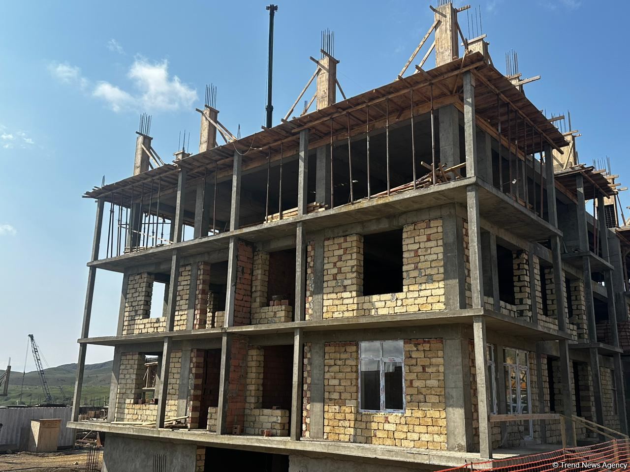 Cəbrayıl şəhərində 33 ümumi yaşayış binası tikiləcək (FOTO)