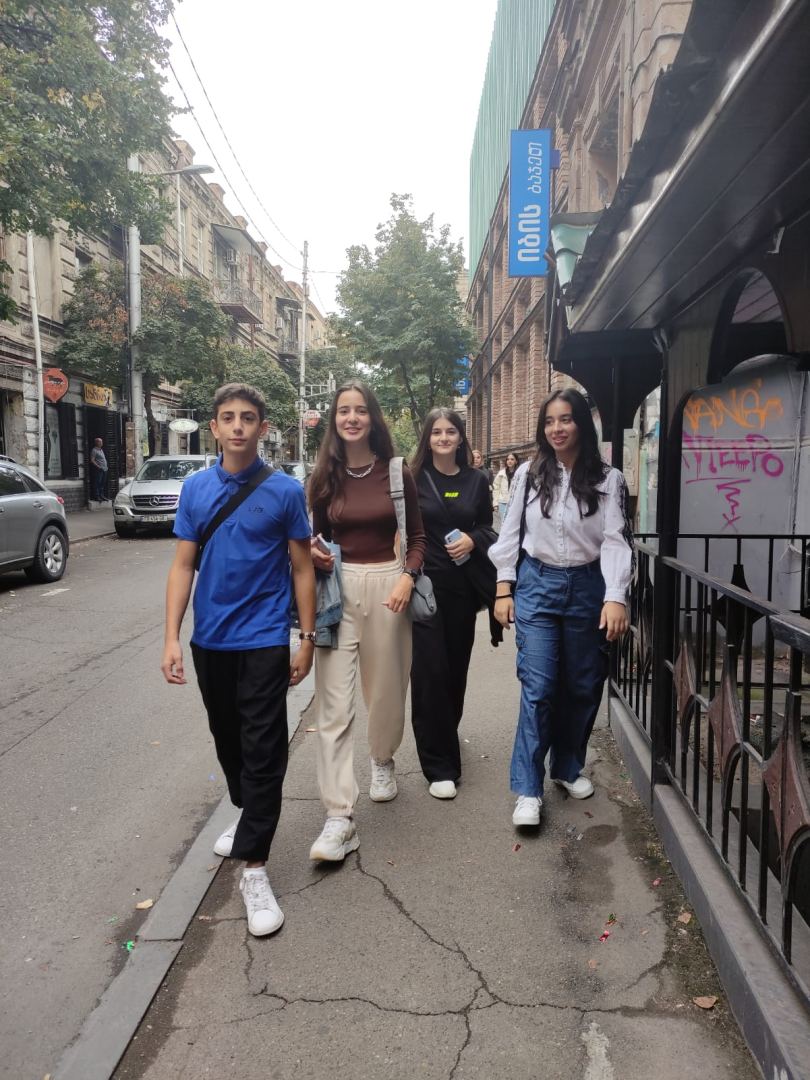 Azərbaycan yeniyetmələri Tiflisdə keçirilən “TAOBA” Beynəlxalq Yeniyetmə Film Festivalına dəvət alıb (FOTO)