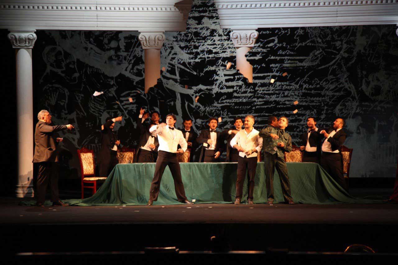 Azərbaycan Dövlət Akademik Opera və Balet Teatrı “Qaratoxmaq qadın” tamaşasının premyerasını təqdim etdi (FOTO)