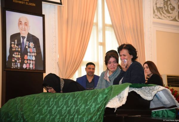 Xoşbəxt Yusifzadə ilə vida mərasimi başa çatdı (FOTO) (YENİLƏNİB)