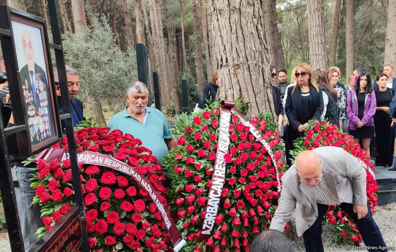 Xoşbəxt Yusifzadə dəfn olundu (FOTO)