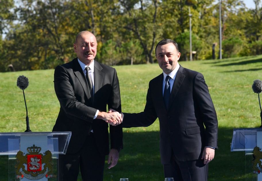 Prezident İlham Əliyev və Gürcüstanın Baş naziri mətbuata bəyanatlarla çıxış ediblər (FOTO/VİDEO) (YENİLƏNİB)