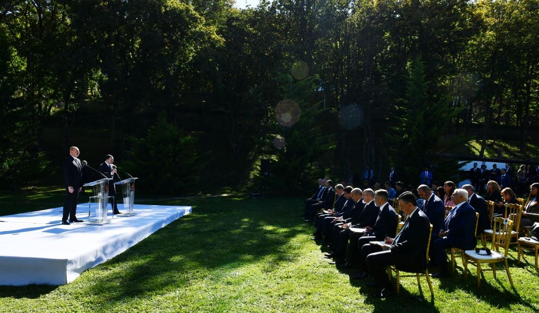 Prezident İlham Əliyev və Gürcüstanın Baş naziri mətbuata bəyanatlarla çıxış ediblər (FOTO/VİDEO) (YENİLƏNİB)