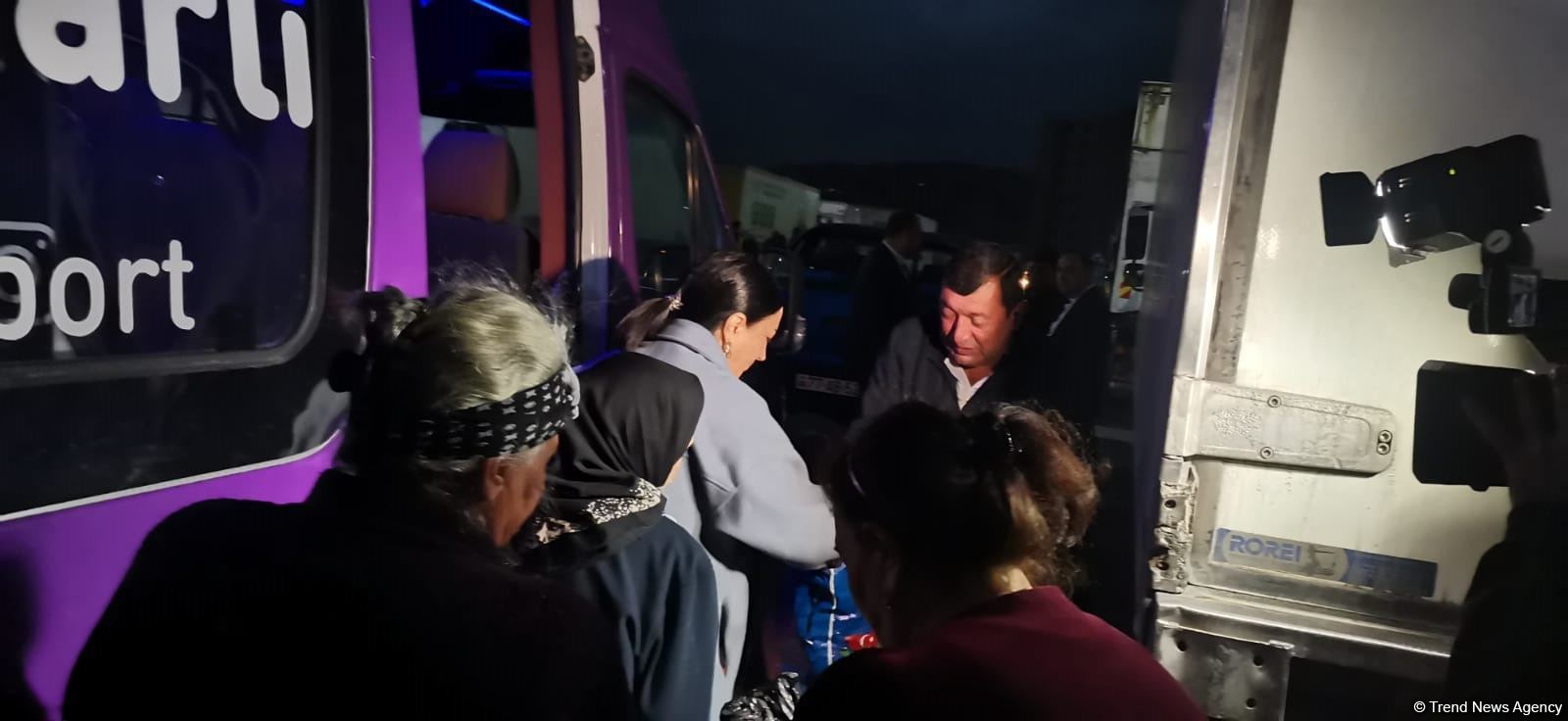 Füzulinin daha 88 sakini doğma yurda qayıdır (FOTO)