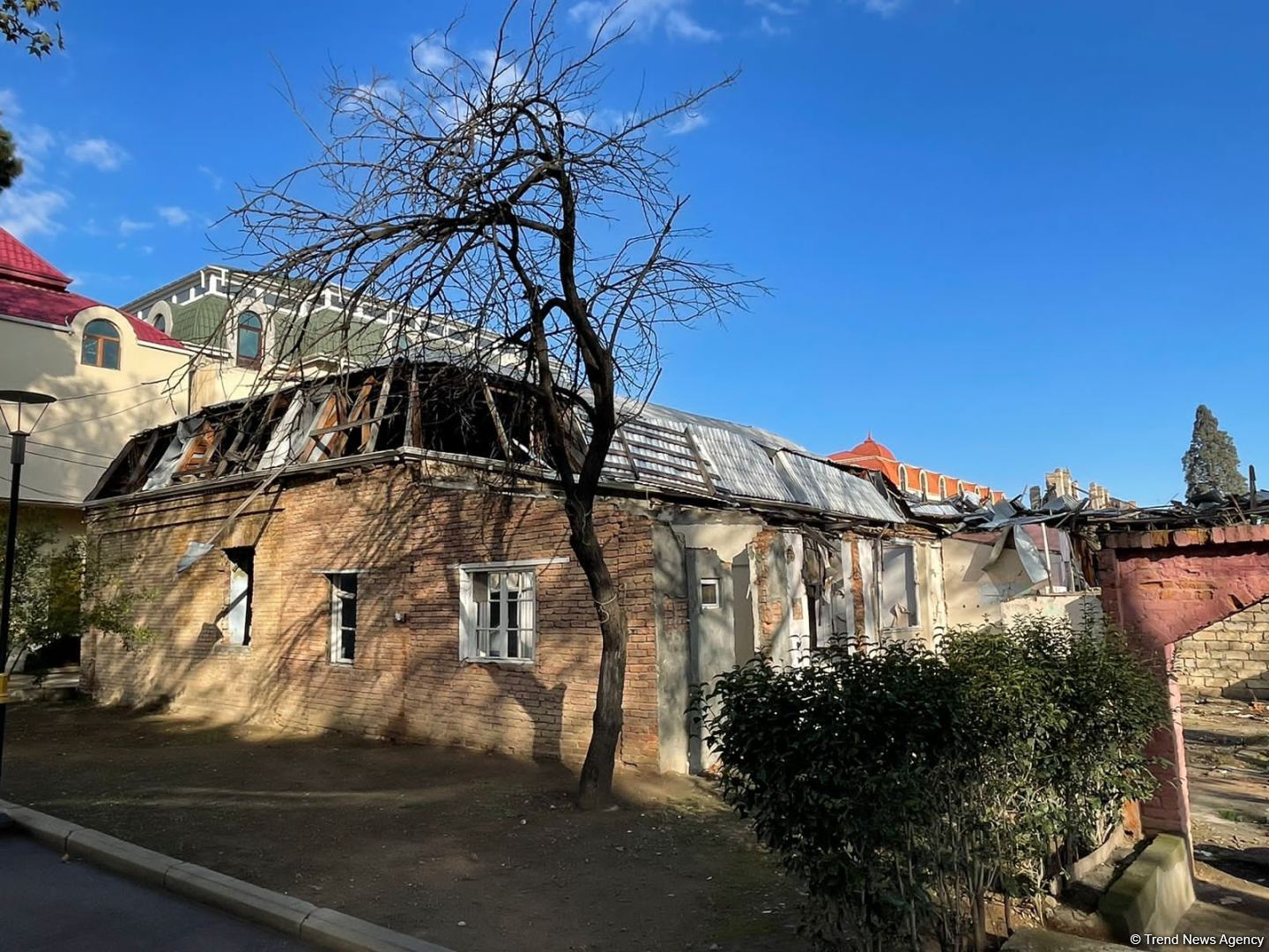 Ermənilərin Gəncəyə dördüncü qanlı raket hücumundan 4 il ötür (FOTO)