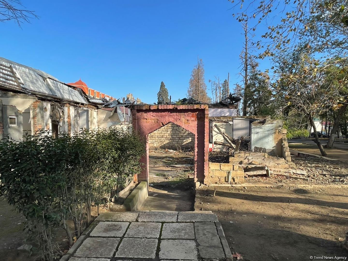 Ermənilərin Gəncəyə dördüncü qanlı raket hücumundan 4 il ötür (FOTO)