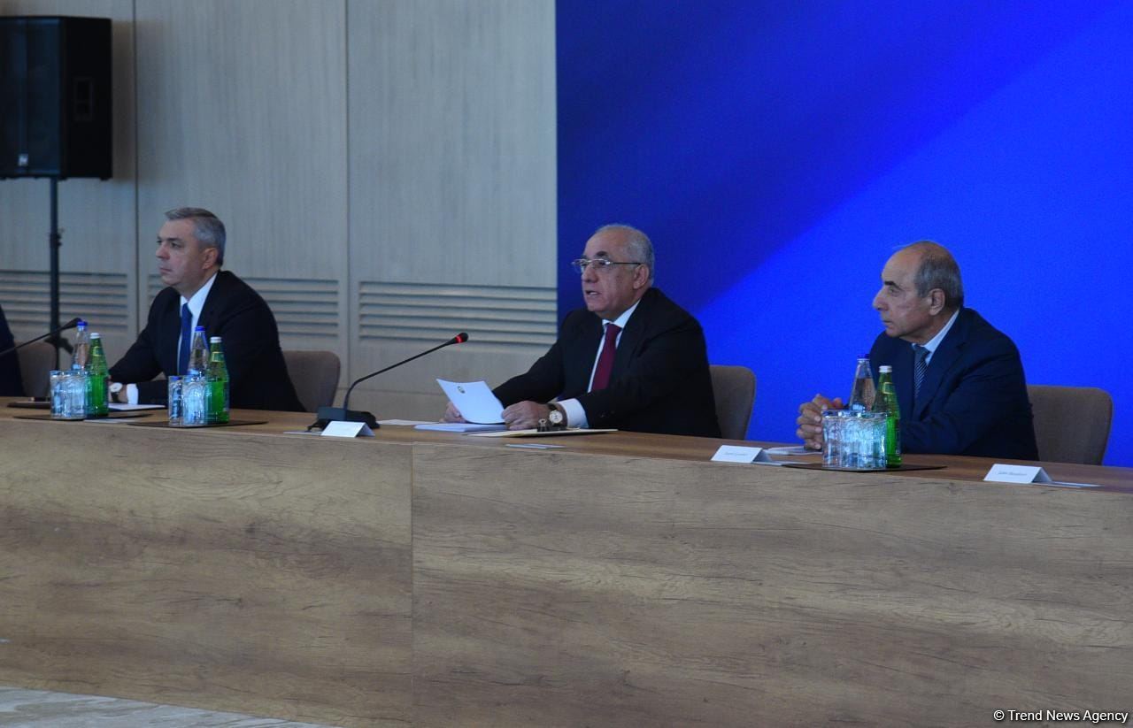 Bakıda "Vətənə, xalqa və dövlətçiliyə misilsiz xidmətin 20 ili" mövzusunda konfrans keçirilib (FOTO) (YENİLƏNİB)