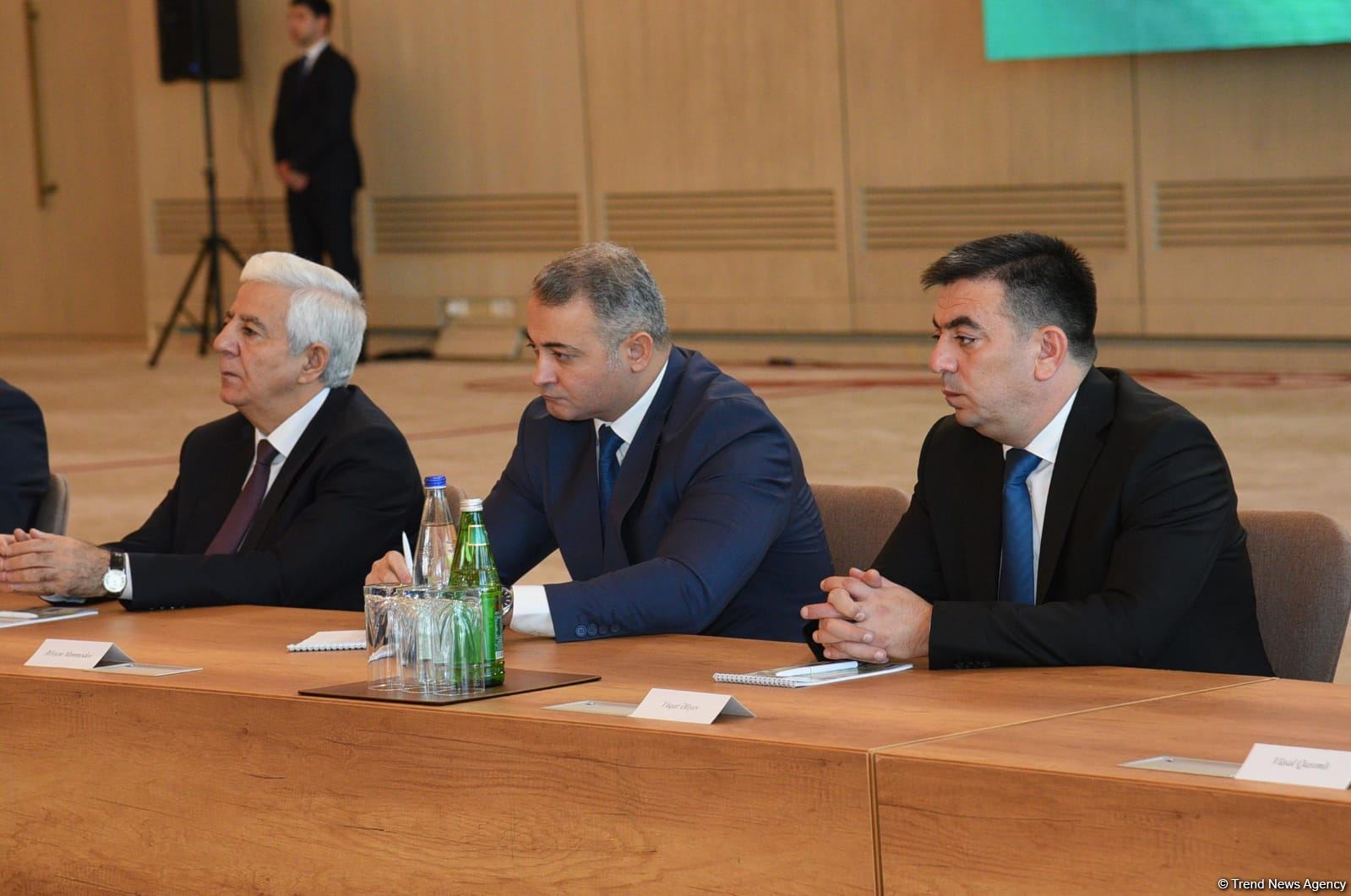 Bakıda "Vətənə, xalqa və dövlətçiliyə misilsiz xidmətin 20 ili" mövzusunda konfrans keçirilib (FOTO) (YENİLƏNİB)