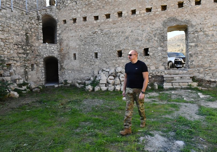 Prezident İlham Əliyev Əsgəran qalasında olub (FOTO/VİDEO)