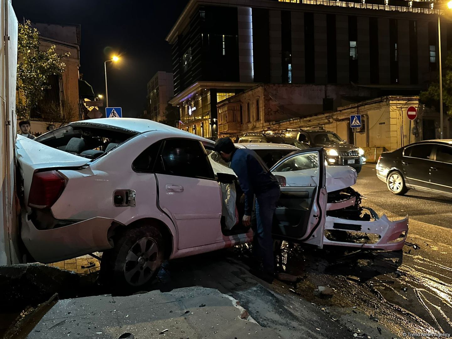 Bakıda yol qəzası baş verib, yaralananlar var (FOTO)