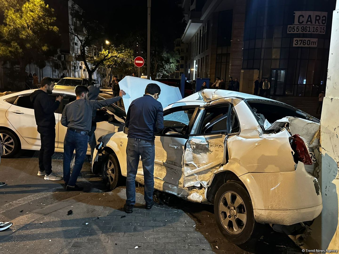 Bakıda yol qəzası baş verib, yaralananlar var (FOTO)