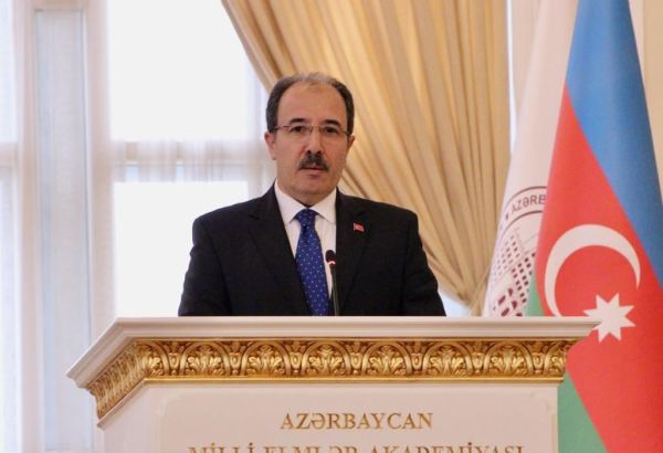 Türkiyə səfiri Ümummilli Lider Heydər Əliyevin anım günü ilə bağlı paylaşım edib