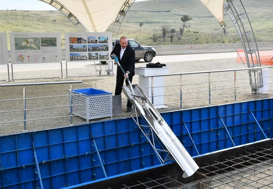 Prezident İlham Əliyev Füzuli rayonunun Qoçəhmədli kəndinin təməlini qoyub (FOTO) (YENİLƏNİB)