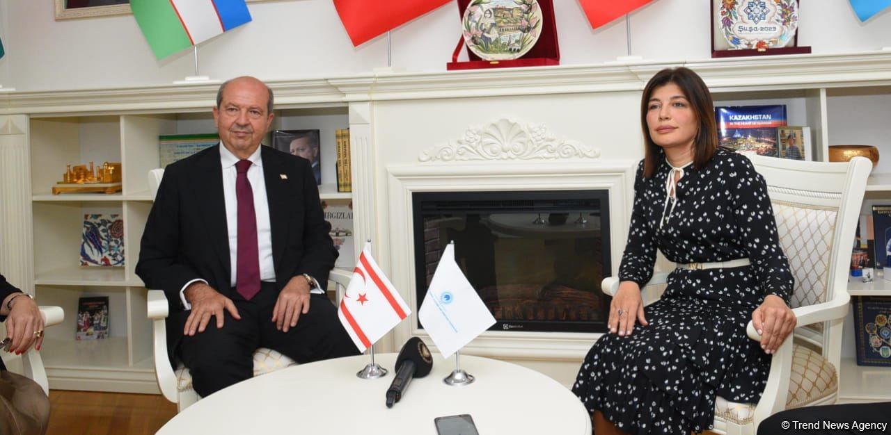 Ersin Tatar Beynəlxalq Türk Mədəniyyəti və İrsi Fondunu ziyarət edib (FOTO)
