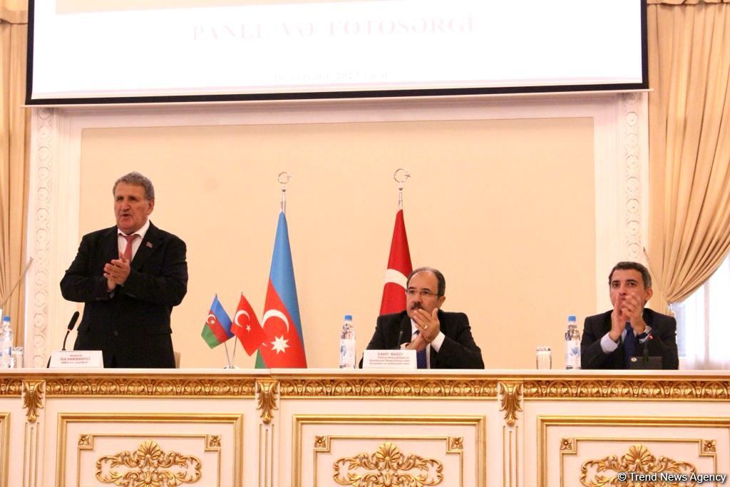 Prezident İlham Əliyevin ucaltdığı Azərbaycan bayrağı heç zaman enməyəcək - 
Türkiyə səfiri (FOTO)