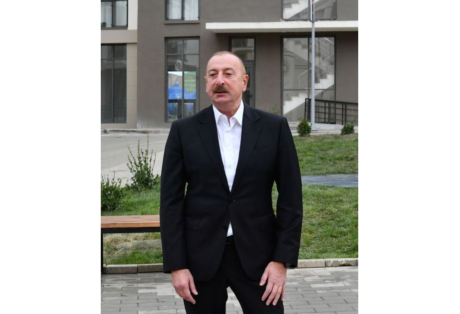 Prezident İlham Əliyev şəhidlərlə bağlı danışarkən kövrəldi (VİDEO)