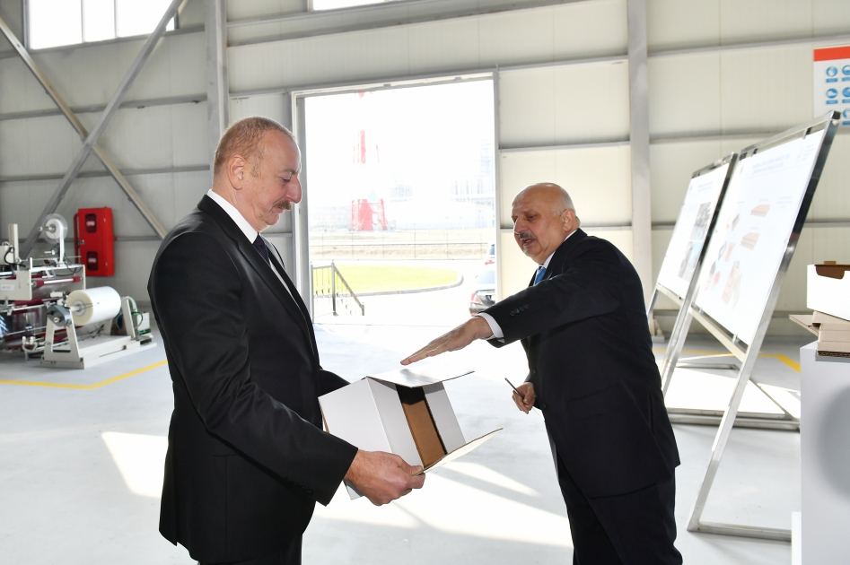 Prezident İlham Əliyev Sumqayıt Kimya Sənaye Parkında yeni müəssisələrin açılış və təməlqoyma mərasimlərində iştirak edib (FOTO/VİDEO) (YENİLƏNİB)