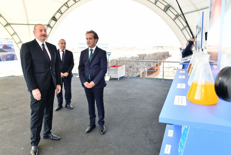 Prezident İlham Əliyev Sumqayıt Kimya Sənaye Parkında yeni müəssisələrin açılış və təməlqoyma mərasimlərində iştirak edib (FOTO/VİDEO) (YENİLƏNİB)
