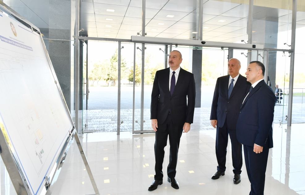 Prezident İlham Əliyev 2 saylı Sumqayıt Şəhər Xəstəxanasının yeni binasının açılışında iştirak edib  (YENİLƏNİB) (FOTO/VİDEO)
