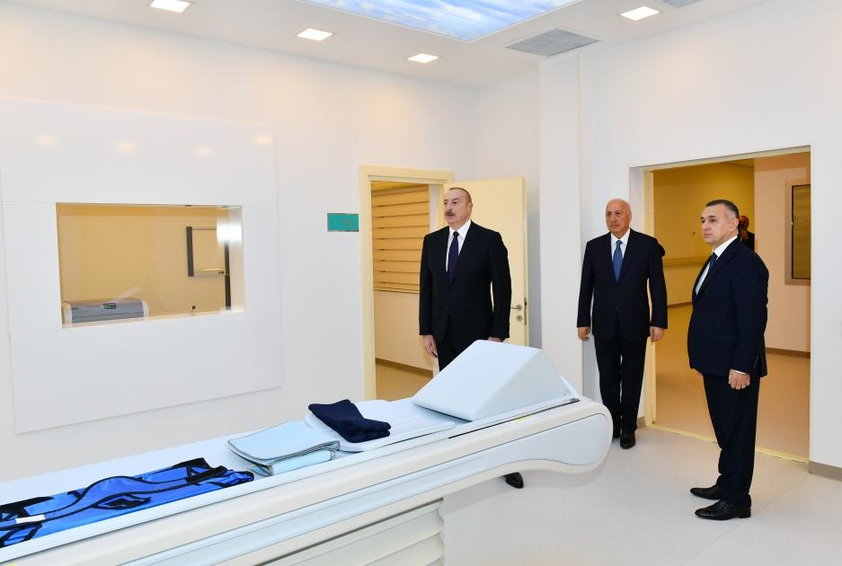 Prezident İlham Əliyev 2 saylı Sumqayıt Şəhər Xəstəxanasının yeni binasının açılışında iştirak edib  (YENİLƏNİB) (FOTO/VİDEO)