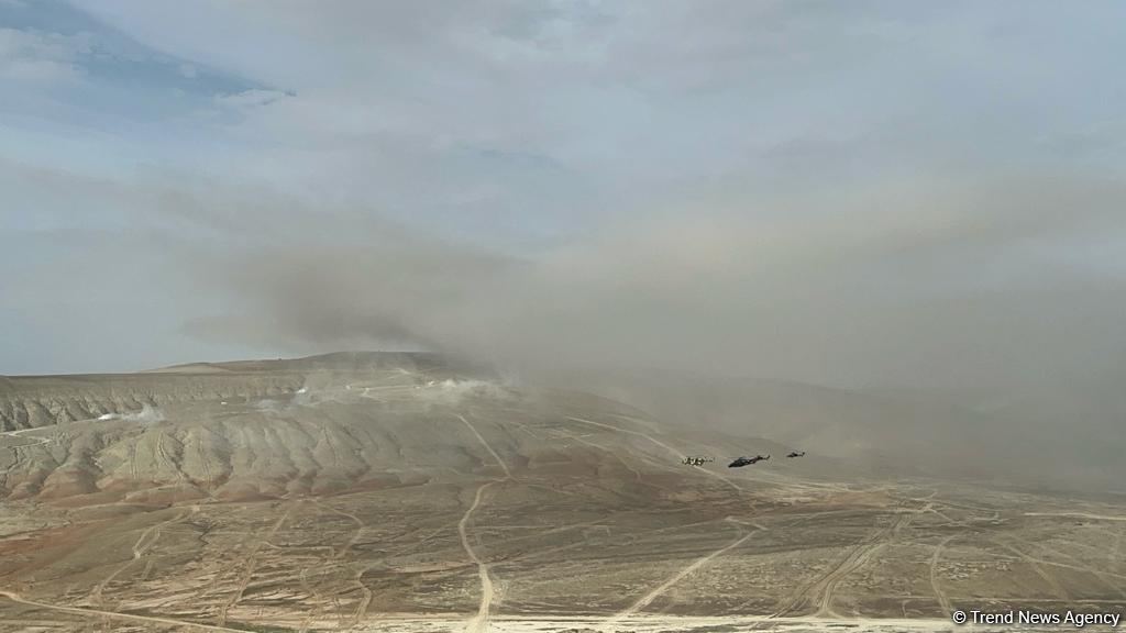 Müdafiə nazirləri Azərbaycandakı birgə taktiki təlimi izləyir (FOTO)