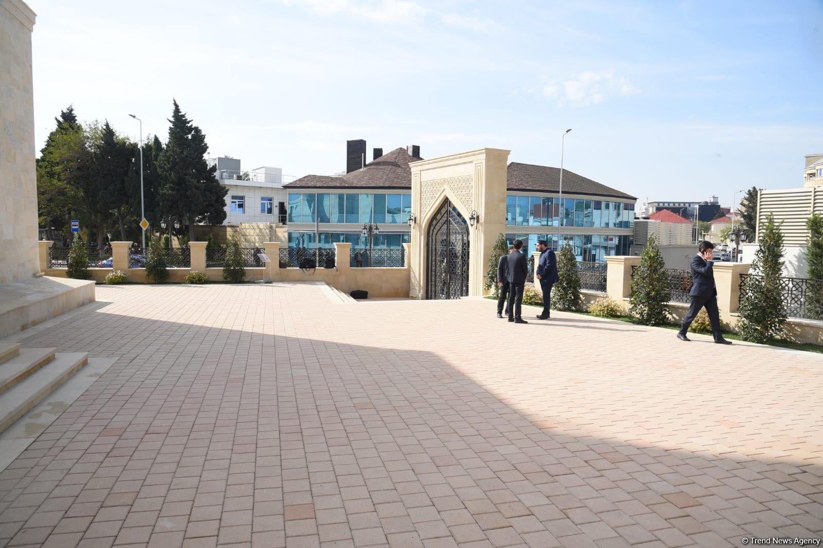 “Şah Abbas” məscidi yeni simada (FOTO)
