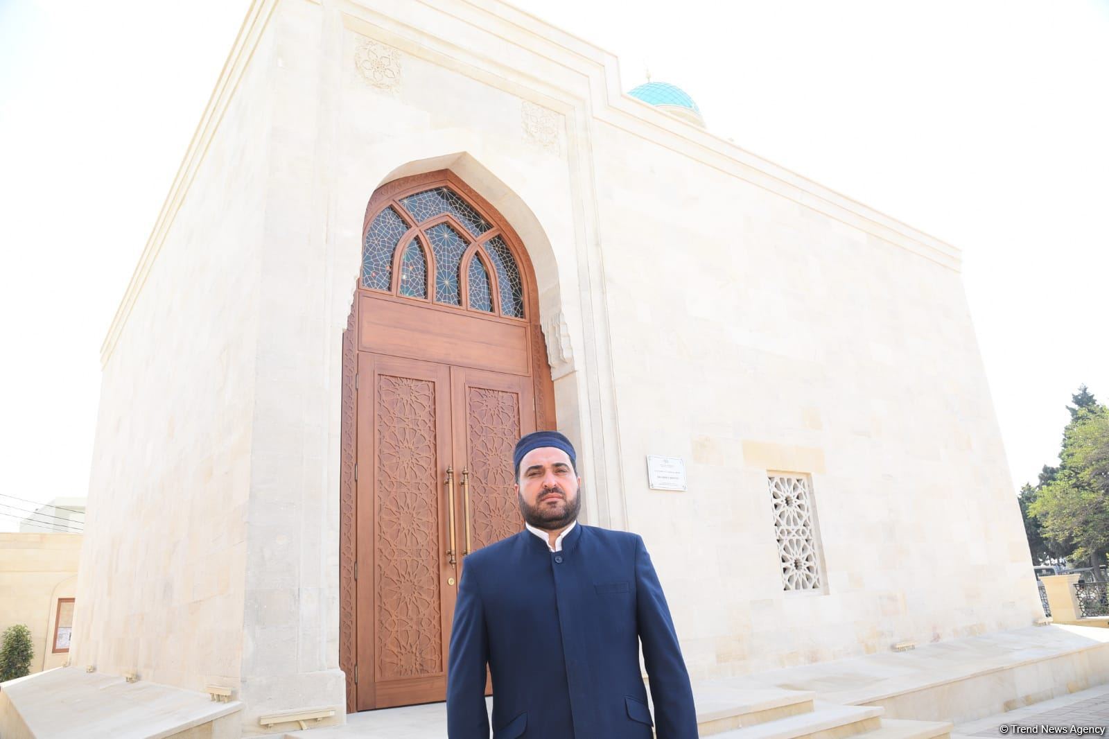 “Şah Abbas” məscidi yeni simada (FOTO)