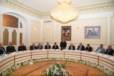 “Ulu Öndər silahdaşlarının xatirələrində" adlı kitab ictimaiyyətə təqdim olunub (FOTO)
