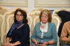 “Ulu Öndər silahdaşlarının xatirələrində" adlı kitab ictimaiyyətə təqdim olunub (FOTO)