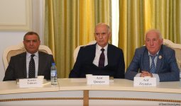 “Ulu Öndər silahdaşlarının xatirələrində" adlı kitab ictimaiyyətə təqdim olunub (FOTO)