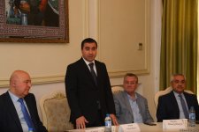 “Ulu Öndər silahdaşlarının xatirələrində" adlı kitab ictimaiyyətə təqdim olunub (FOTO)